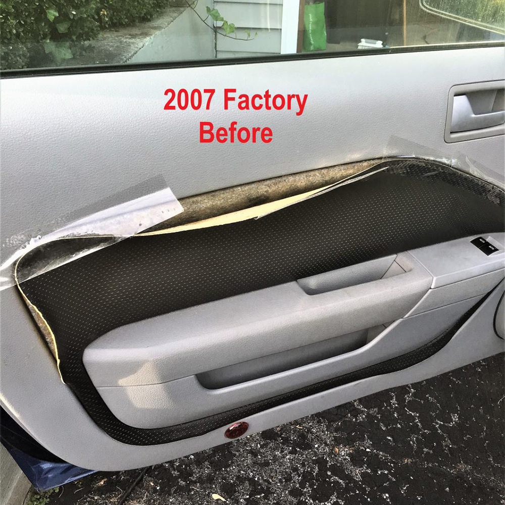 2007 ford mustang door panel